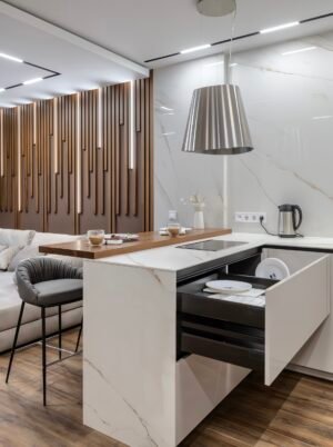 Weiße Hochglanzküche Milano — Kochinsel mit offener Soft-Close-Schublade