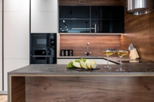 Compact Walnut Kitchen Hamburg — Bar counter with Laminam ceramic countertop